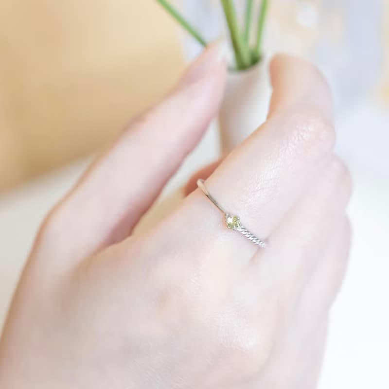 橄欖石925純銀單邊麻花設計戒指 可調式戒指