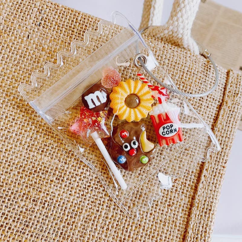 お菓子のピルケース