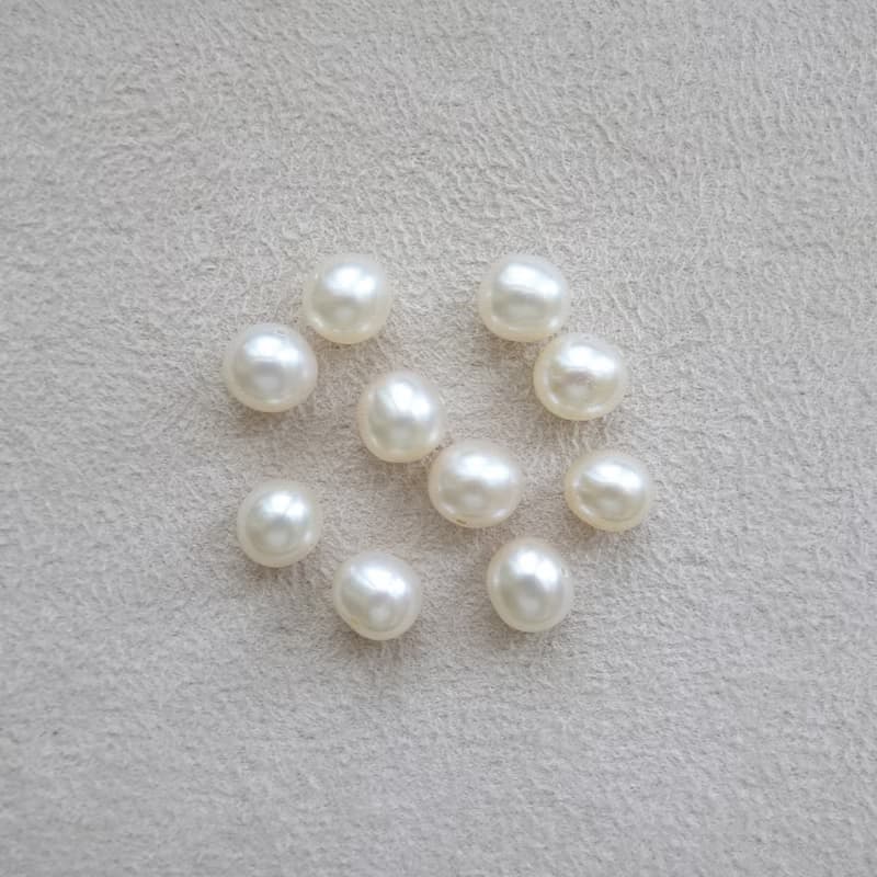 限量 - 中橢圓淡水珍珠 7.5mm 14Kgf 包金耳環 | 可改耳夾