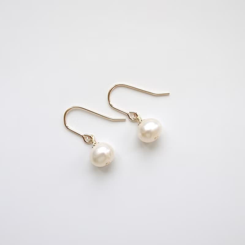 限量 - 中橢圓淡水珍珠 7.5mm 14Kgf 包金耳環 | 可改耳夾