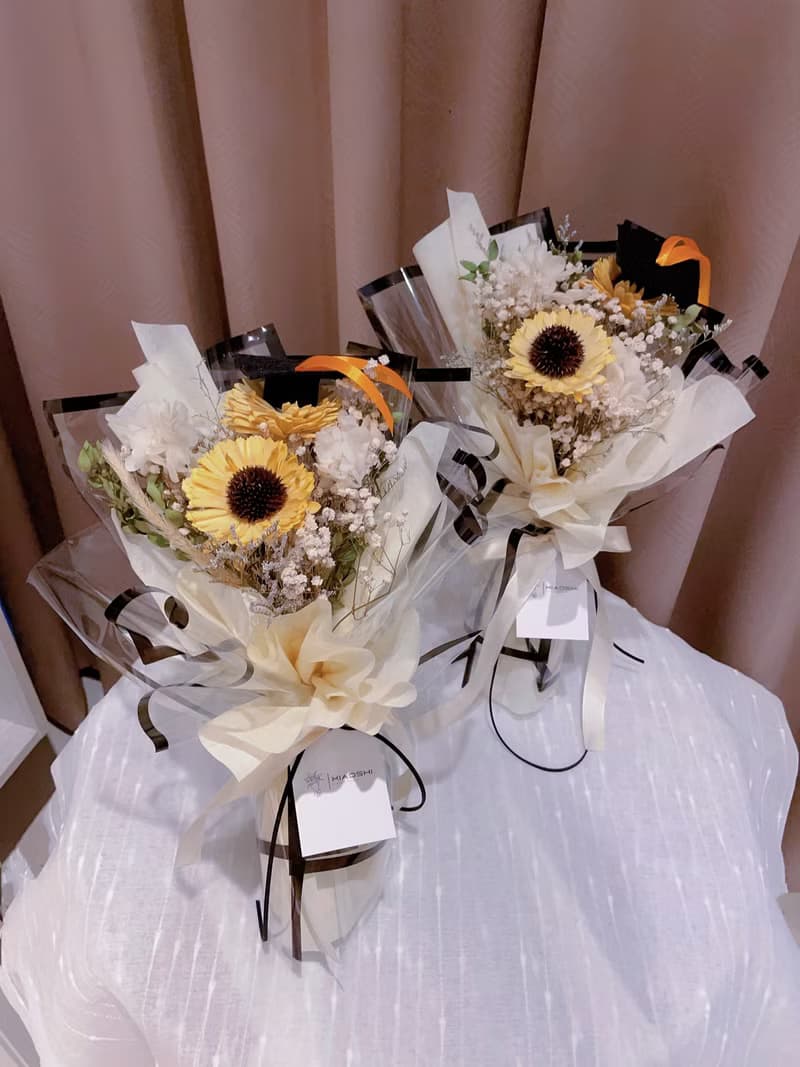 畢業花束 乾燥花花束 向日葵花束 太陽花花束 乾燥花束 畢業禮物