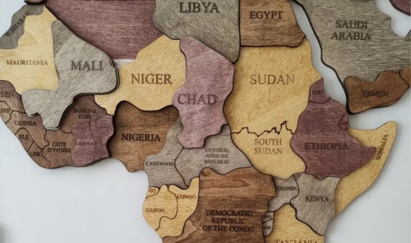 Anti-Allergic (2) Painted World Map-Wall Decoration for Homes and Offices