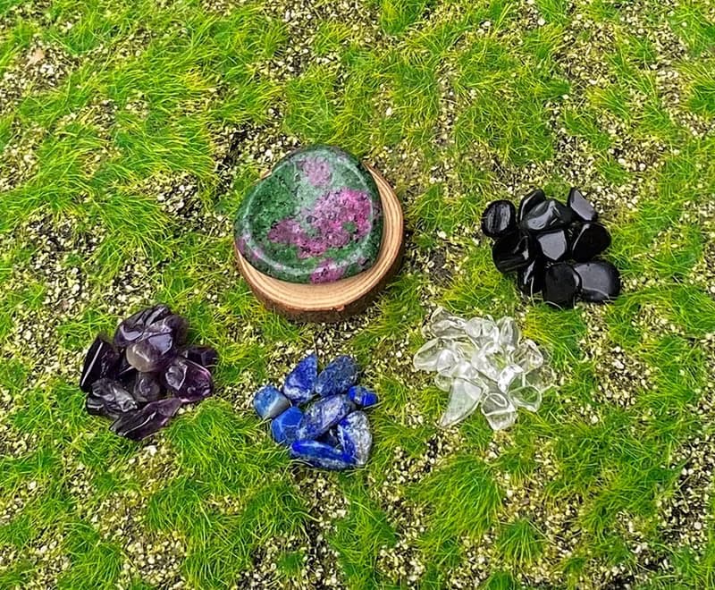 天然能量紅綠寶石小小愛心消磁盤x天然水晶消磁石凈化充電套組