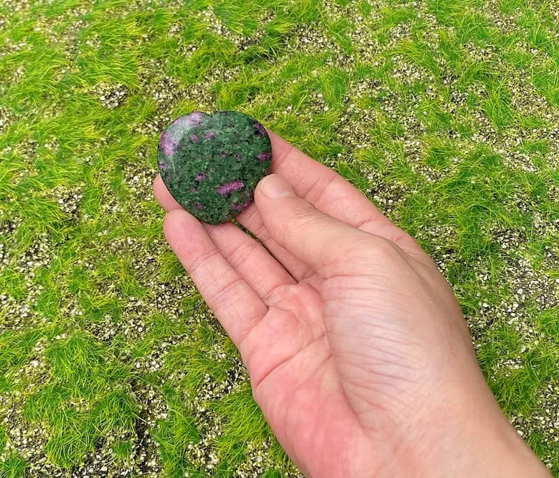 天然能量紅綠寶石小小愛心消磁盤x天然水晶消磁石凈化充電套組