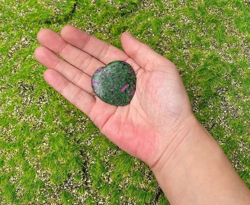 天然能量紅綠寶石小小愛心消磁盤x天然水晶消磁石凈化充電套組