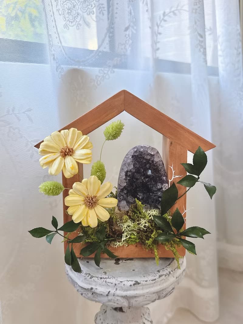 家的想像 紫水晶鎮宅小屋。不用澆水的植物 桌面小風景