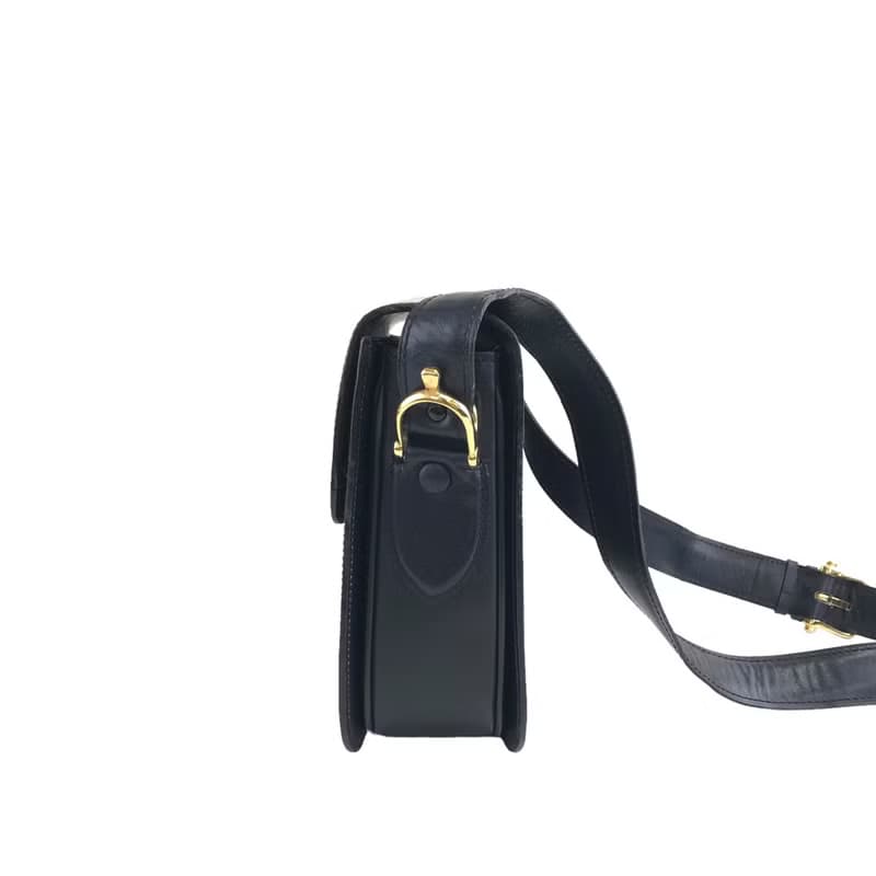 【 日本直送　名牌中古包 】CELINE セリーヌ ショルダーバッグ ネイビー ホースキャリッジ レザー vintage ヴィンテージ オールド 8fttsw