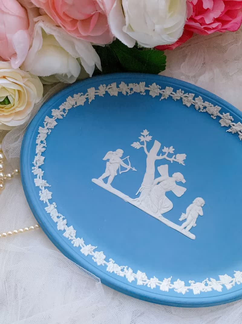 英國骨瓷Wedgwood jasper 藍色碧玉浮雕愛神丘比特托盤 飾品盤