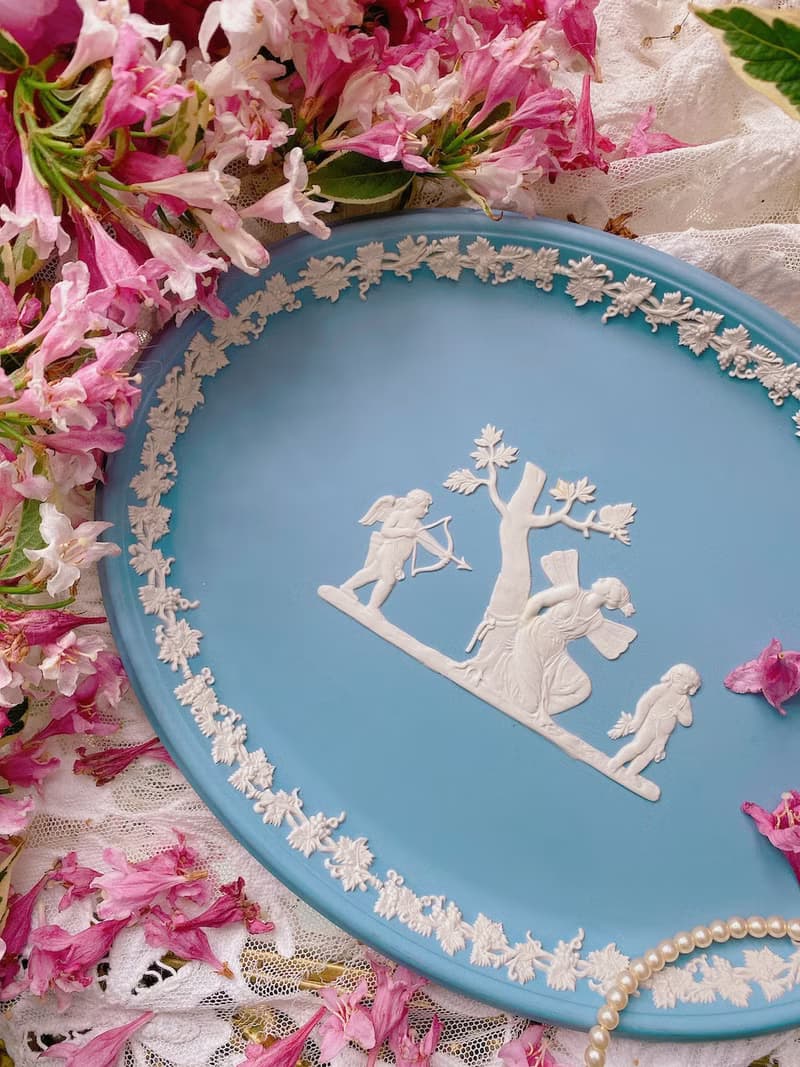 英國骨瓷Wedgwood jasper 藍色碧玉浮雕愛神丘比特托盤 飾品盤