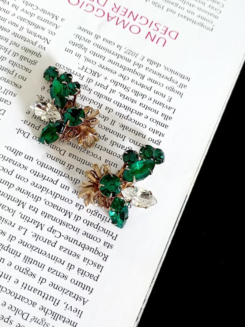 vintage jewelry 高雅綠白萊茵纏枝花卉  夾式耳環