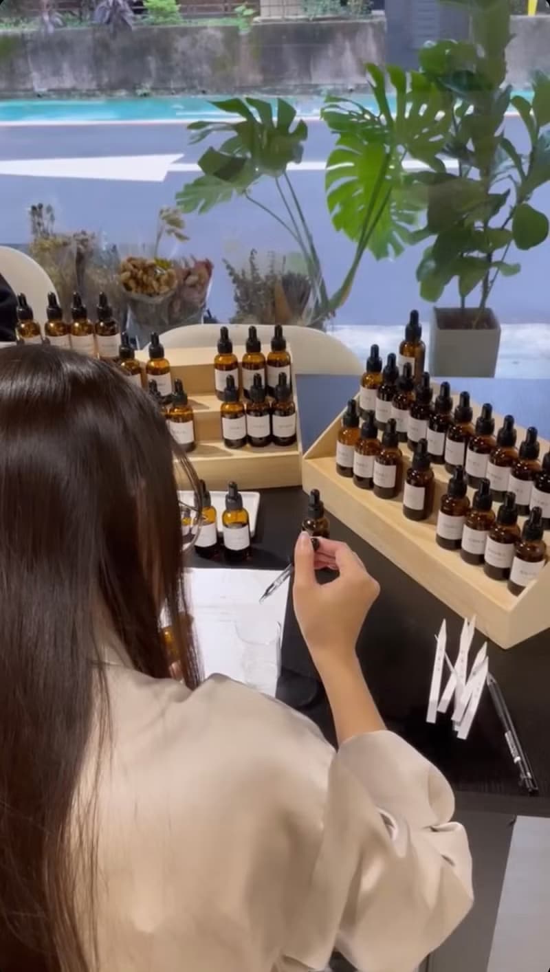 【體驗】台北大巨蛋【 MBTI 人格香水 】調香 DIY 課程 / 文化幣可