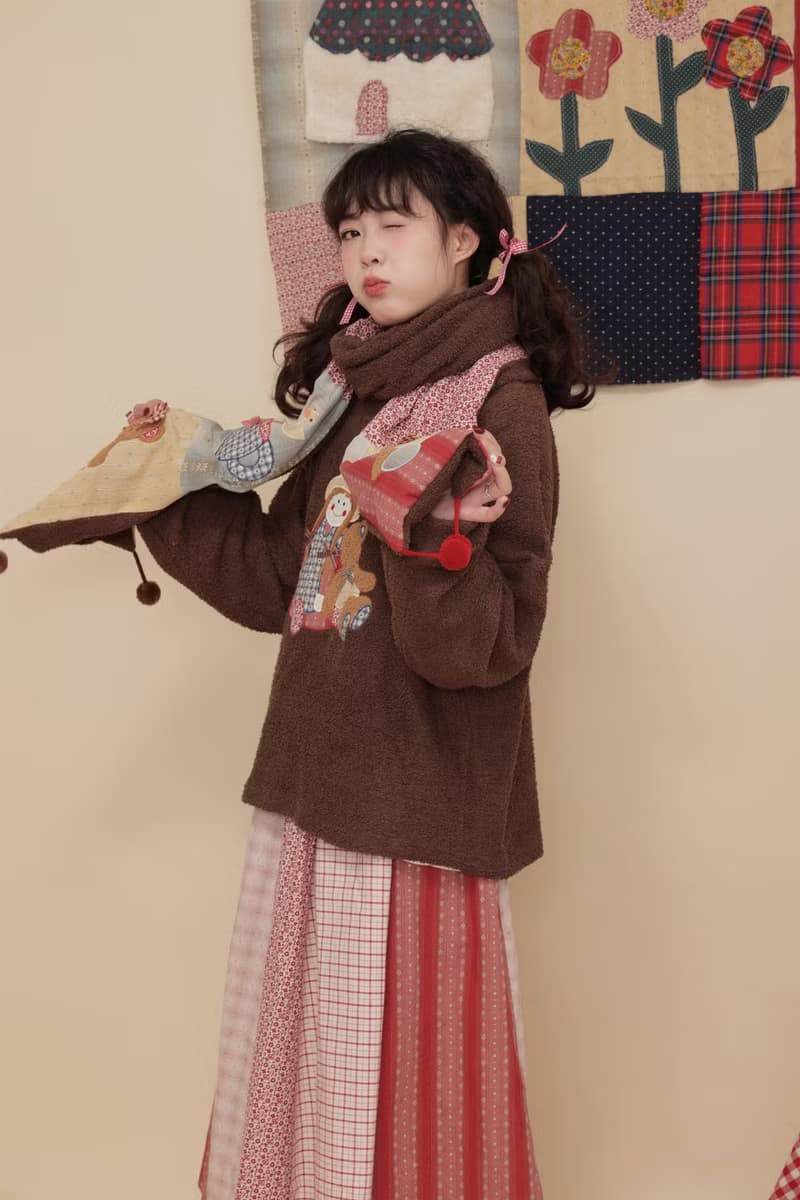 復古彩色格子 拼布小熊碎花毛球圍巾
