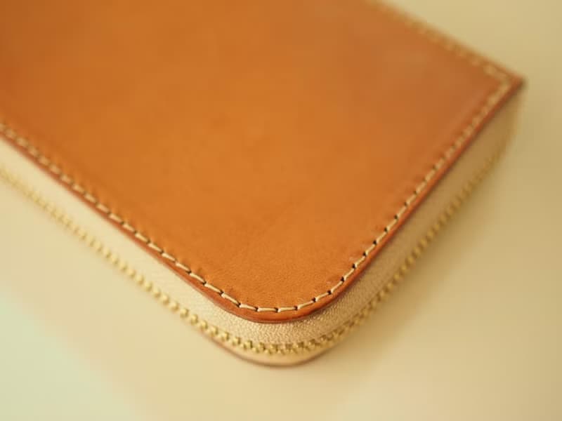 L字ファスナーの長財布 / キャメル