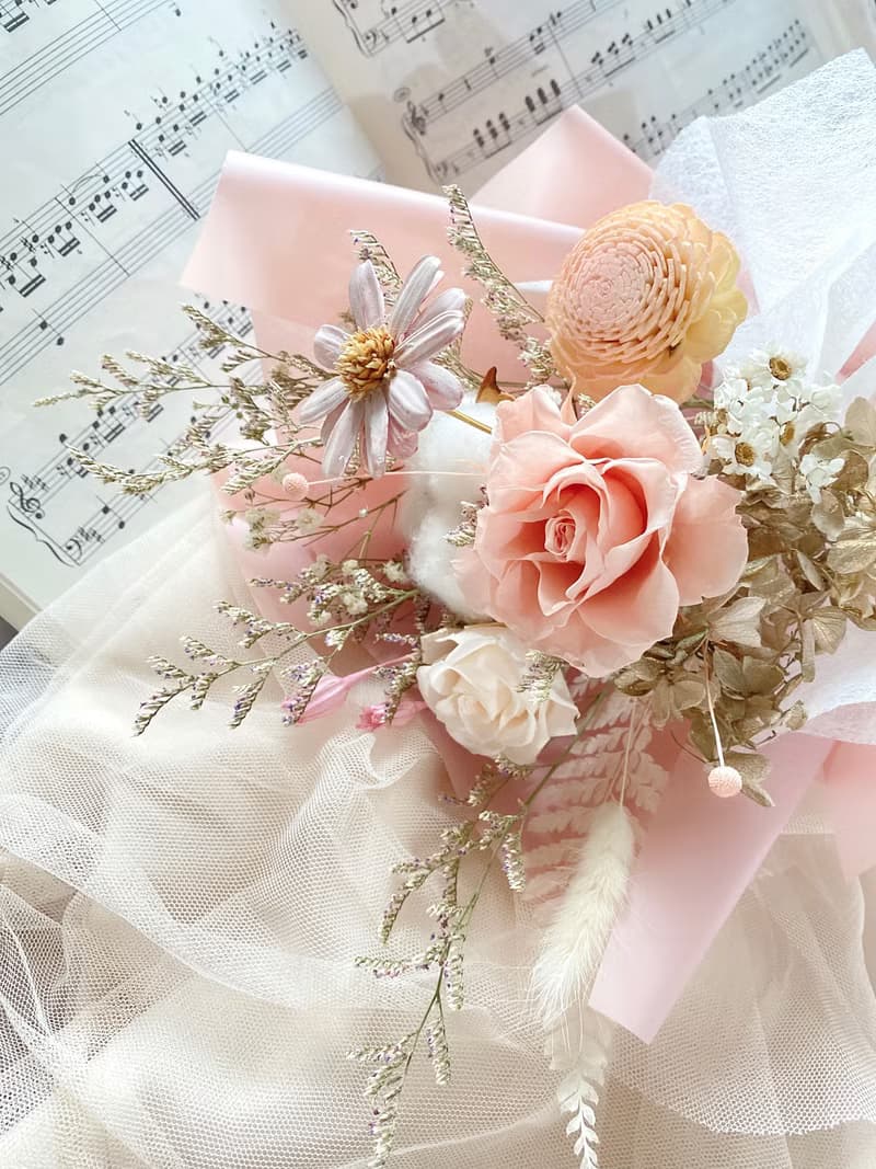 氣質溫柔 暖橘色永生花束 不凋花束 生日花束 情人花束 情人節