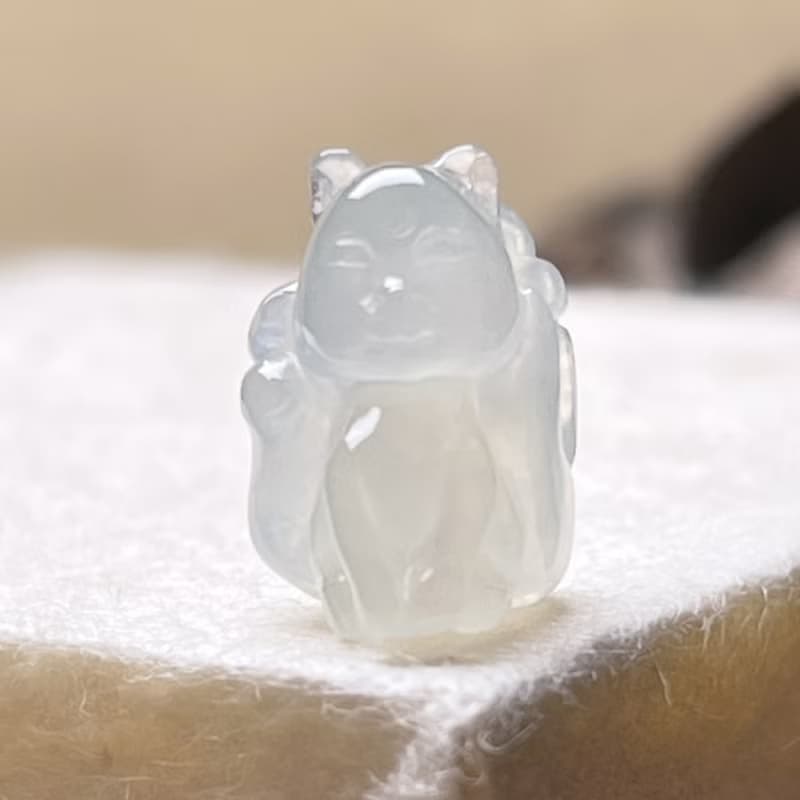 【好人緣】冰種翡翠九尾狐 | 天然緬甸玉A貨翡翠 | 送禮