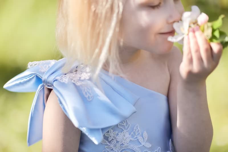 薄紗花蕾絲女孩連衣裙 適合婚禮 生日 音樂會等。