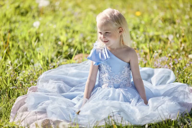 薄紗花蕾絲女孩連衣裙 適合婚禮 生日 音樂會等。