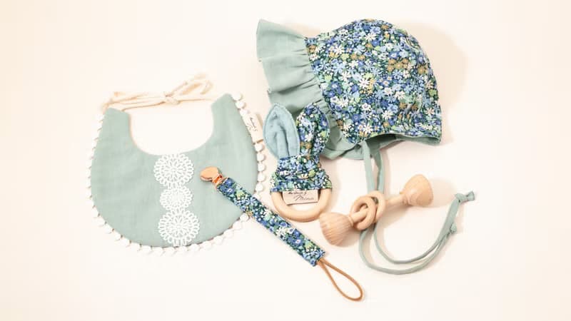 Handmade by Mina 寂靜藍彌月四件套組 生日禮物 贈緞帶禮盒