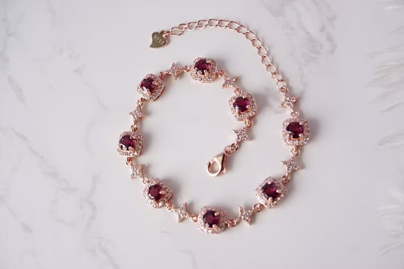 Natural Rhodolite Garnet Bracelet Sterling Silver 925 With Rosegold Plated.