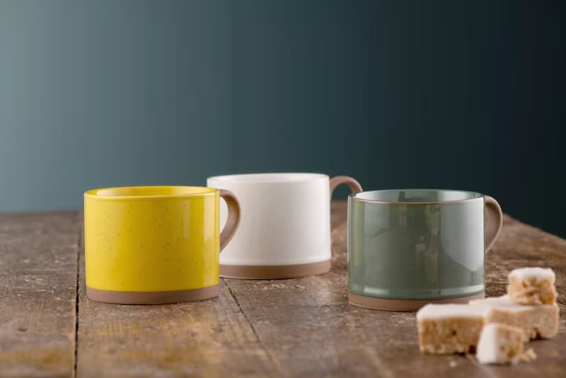 Belleek Living 陶瓷雙色馬克杯3入組 300ml 入厝禮