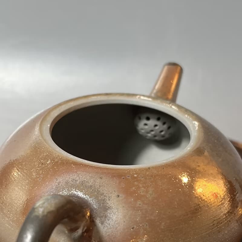 柴燒古銅金彩茶壺 / 蓋鈕藍光 / 小平凡手作