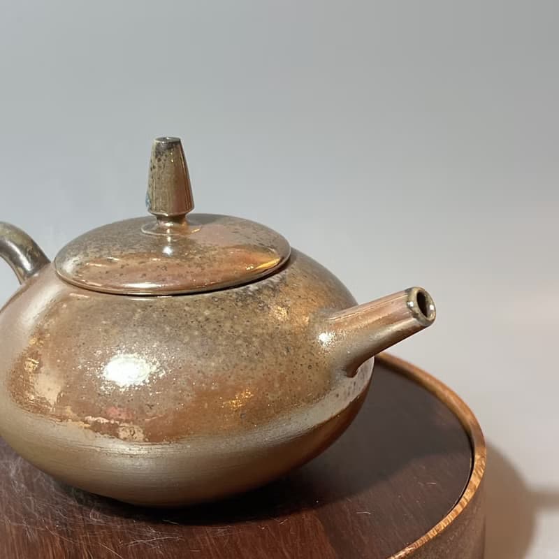 柴燒古銅金彩茶壺 / 蓋鈕藍光 / 小平凡手作