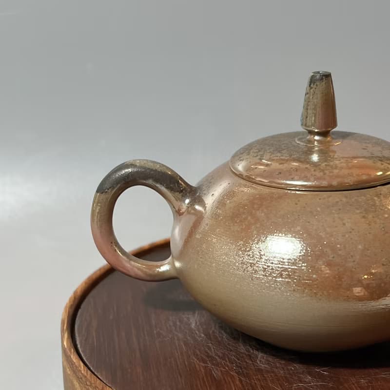 柴燒古銅金彩茶壺 / 蓋鈕藍光 / 小平凡手作