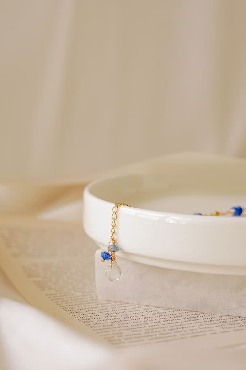 正能量 淨化 x 藍晶石 白水晶 石英石 K金 藍 【繁星點點】 手鍊
