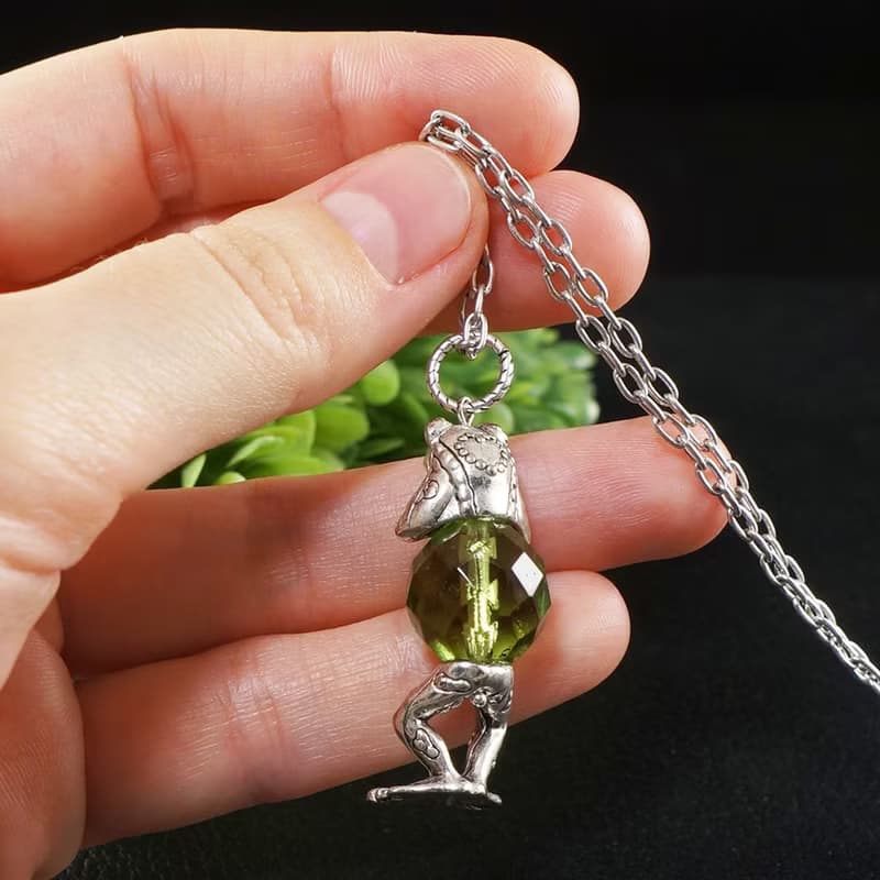Olive Green Glass Silver Frog Froggy Pendant Necklace Girl Woman Jewelry Gift