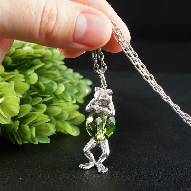 Olive Green Glass Silver Frog Froggy Pendant Necklace Girl Woman Jewelry Gift