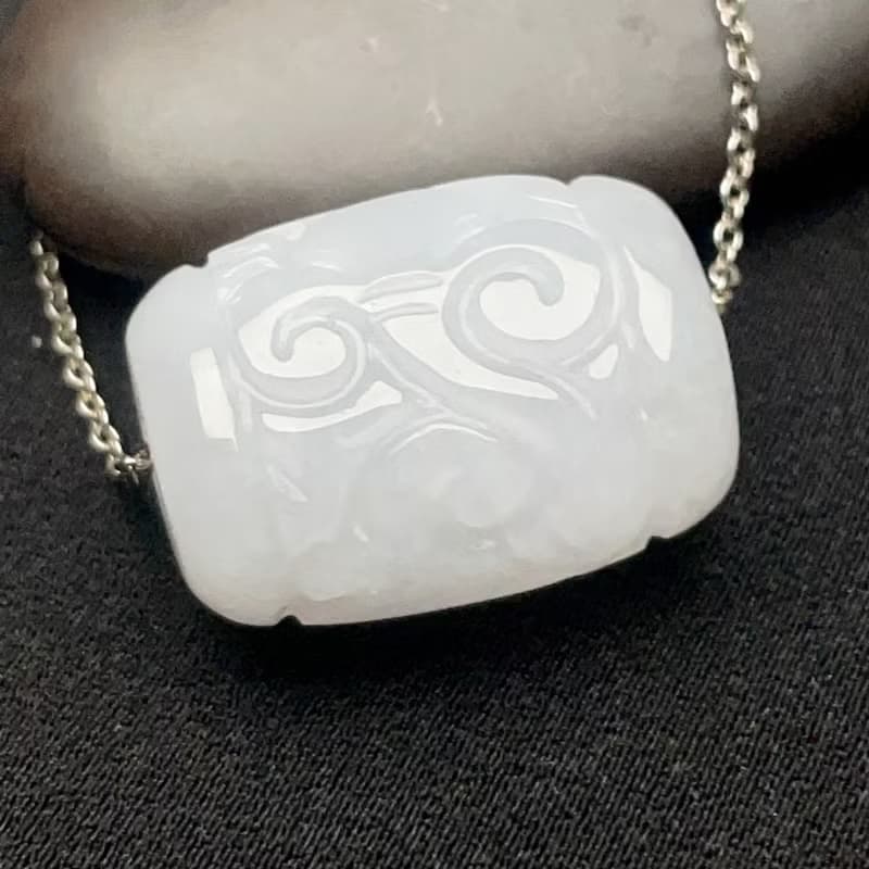 冰糯綠翡翠雕花路路通項鍊 | 天然緬甸玉翡翠A貨