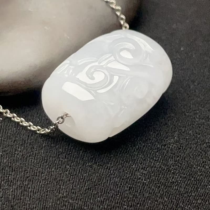 冰糯綠翡翠雕花路路通項鍊 | 天然緬甸玉翡翠A貨