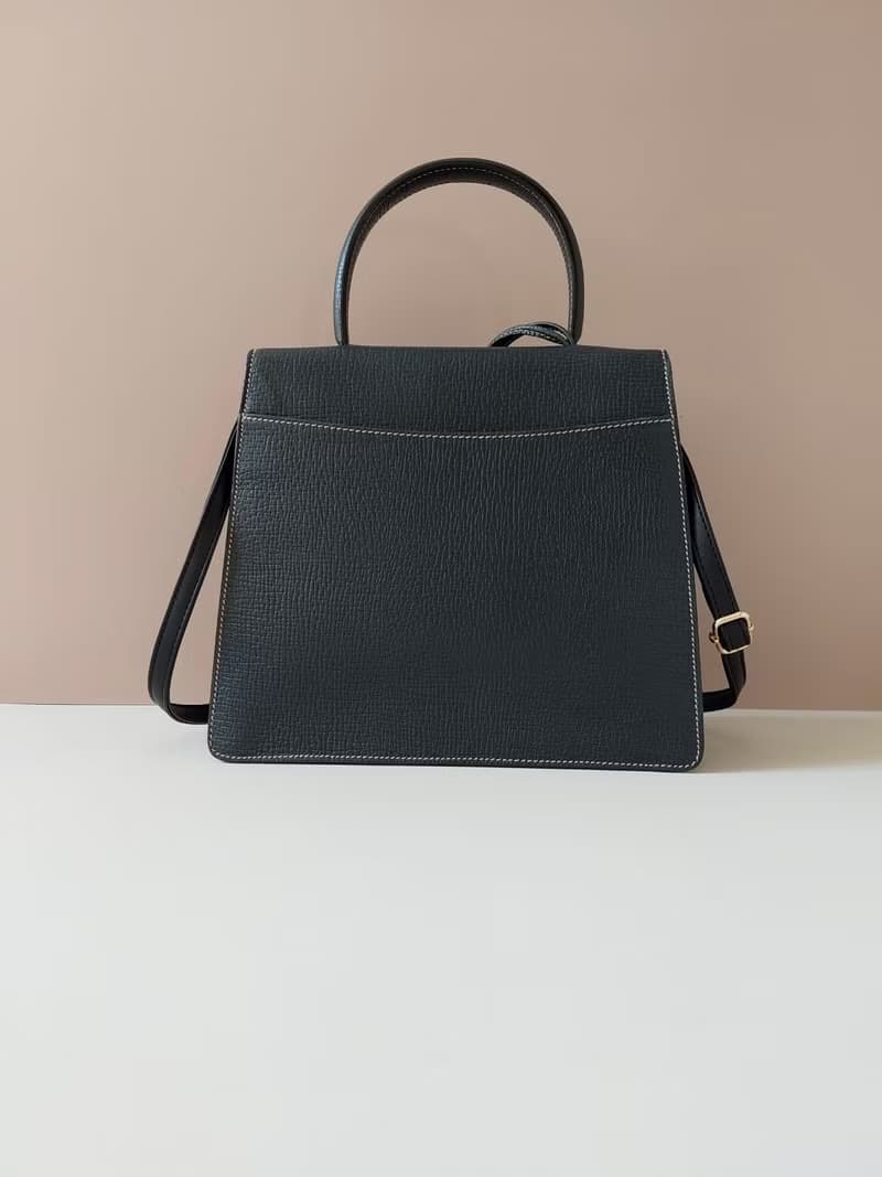 母親節優惠中古二手Loewe藍黑色凱莉側背孭斜皮革小包單肩手袋