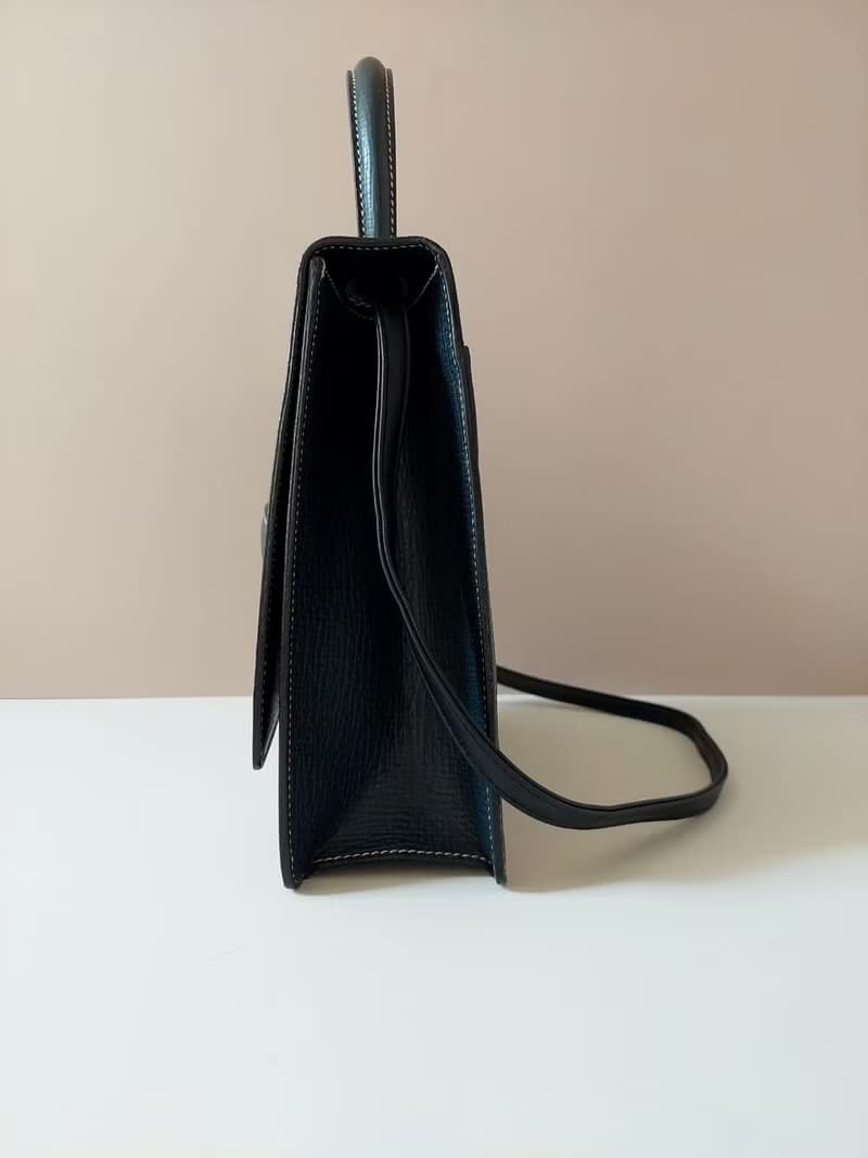 母親節優惠中古二手Loewe藍黑色凱莉側背孭斜皮革小包單肩手袋