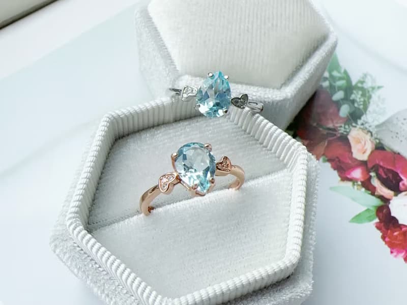 1.2ct 天然藍托帕石 純銀戒指 優雅水滴 清透晶體 火光閃耀 生日
