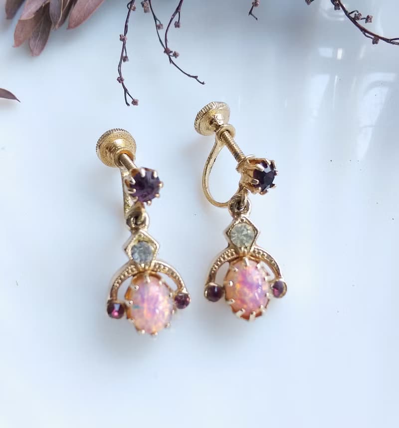 Vintage Jewelry 西洋古董飾品 浪漫 唯美 粉嫩 垂墜 栓式耳環