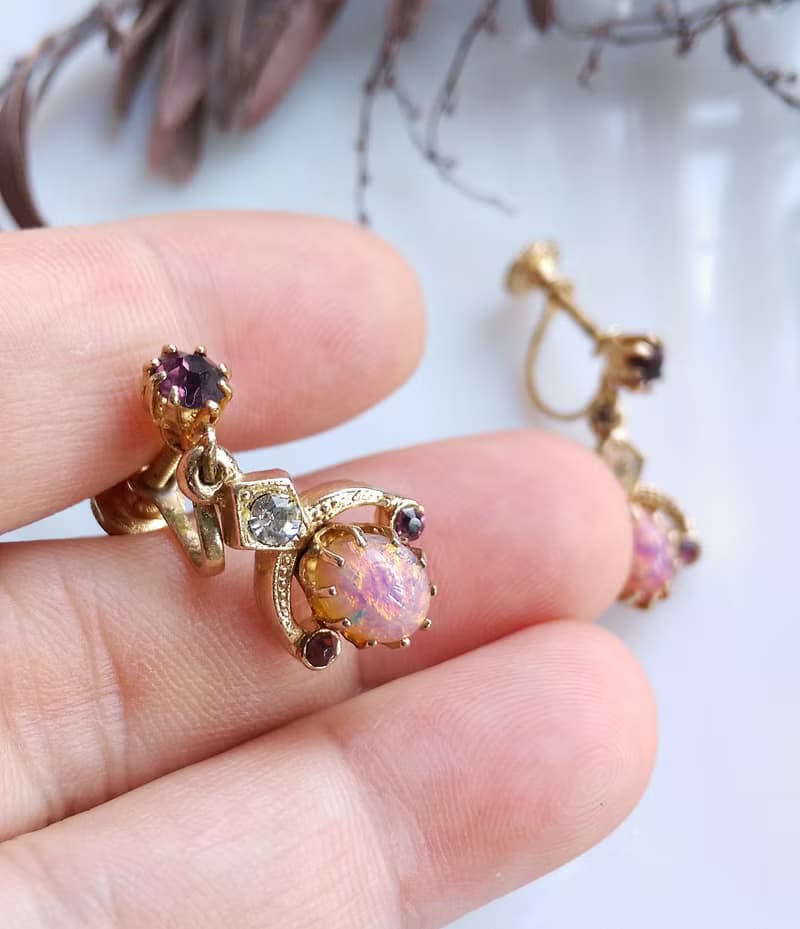 Vintage Jewelry 西洋古董飾品 浪漫 唯美 粉嫩 垂墜 栓式耳環