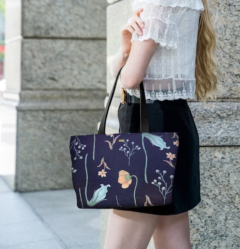 肩背托特包  中容量 / 防潑水 平織緹花 開心馬戲團(米)