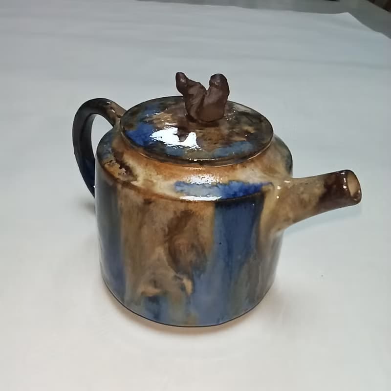 潑墨彩釉手拉胚壺