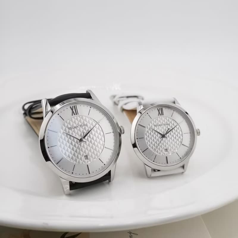 RELAX TIME 石英款 立體格紋 時尚女錶-白 (RT-118-2L) 36mm