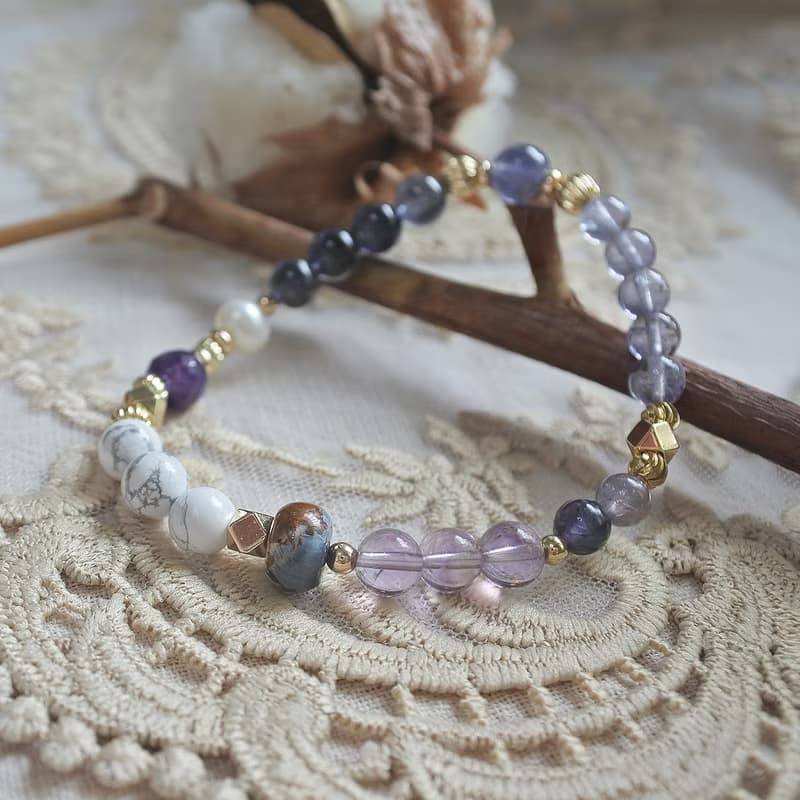 指南 :: 藍莓紫醬 :: 堇青+白松+紫水晶+彼得石手串 :: 畢業禮物