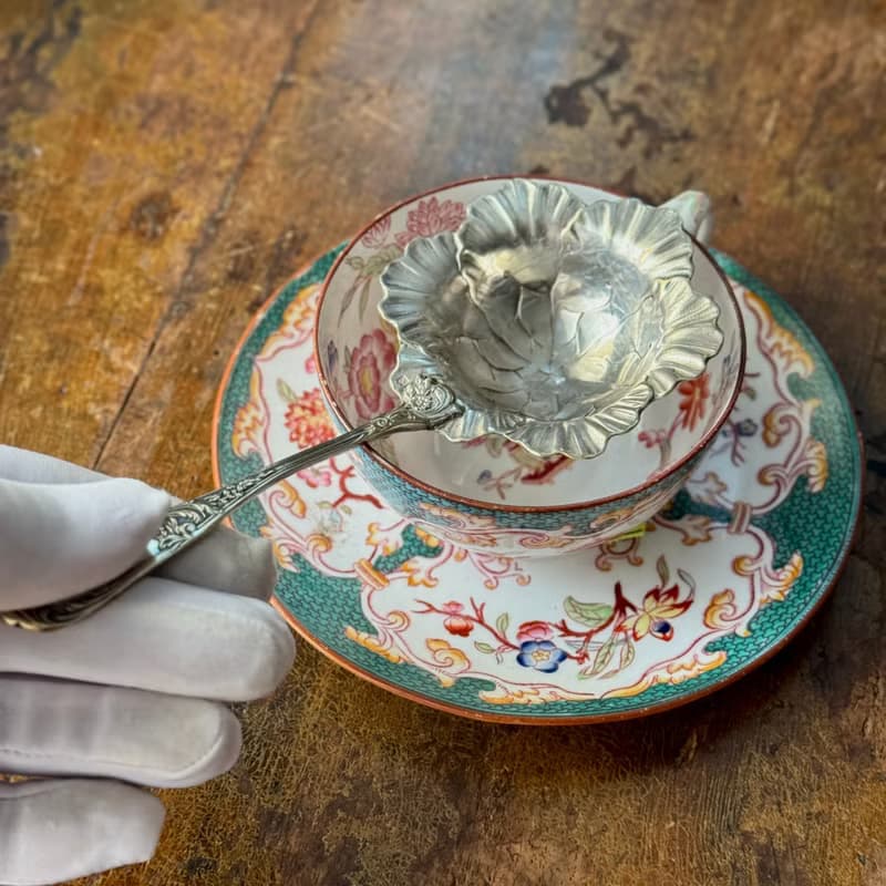 50655-迷人法國古董花朵造型鍍銀濾茶匙