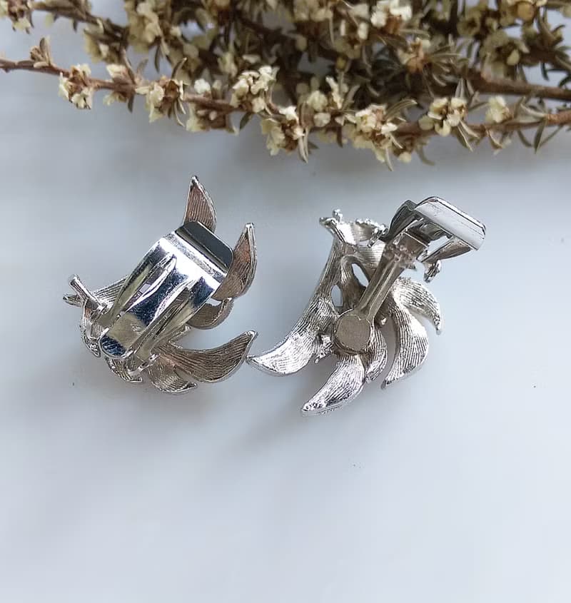 Vintage Jewelry 西洋古董飾品 銀色調 葉羽翼 夾式耳環
