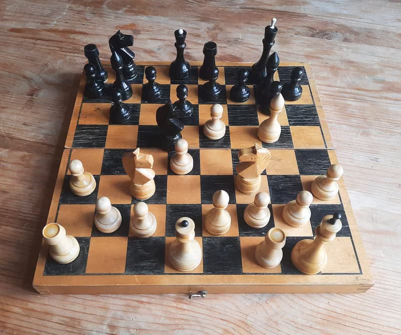 Small model Oredezh Soviet chess set 1969 — 56 years old wooden chess vintage