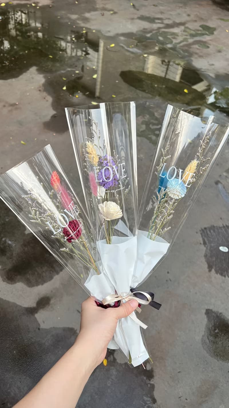 長型小花束 /  不挑款 僅挑色系 可大量訂 /  乾燥花 索拉花 花束