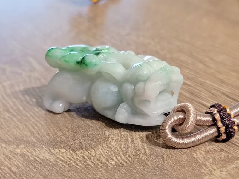 【親翠】天然翡翠 辣色絕美力量貔貅 畢業禮物