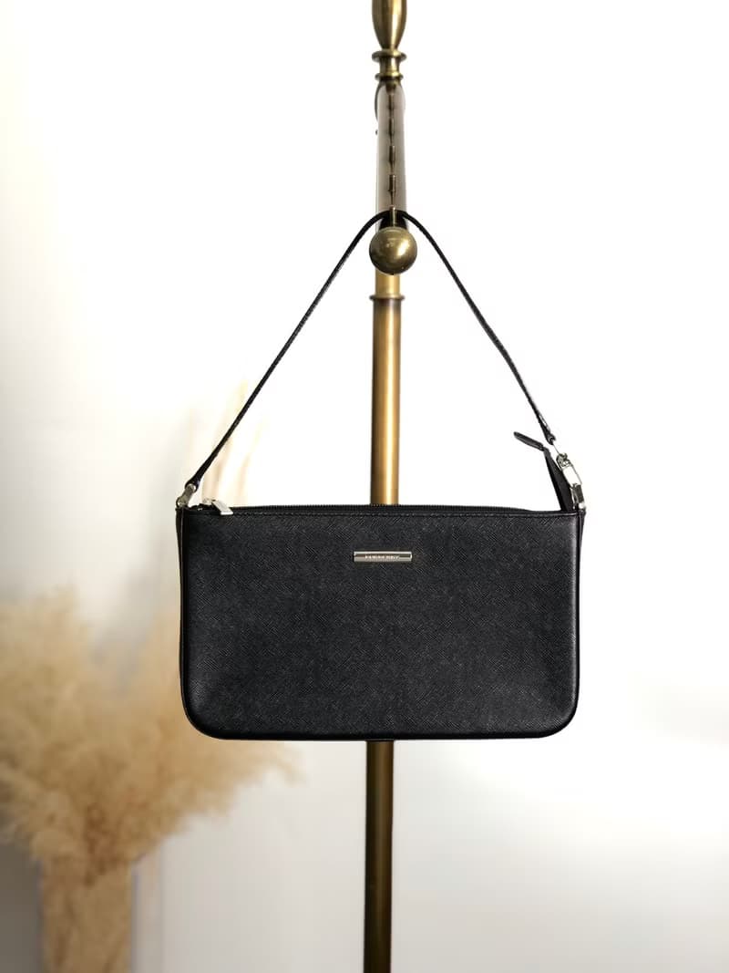 【 日本直送　名牌中古包 】BURBERRY バーバリー ハンドバッグ ブラック ロゴ レザー ワンショルダーバッグ ミニバッグ vintage  578382