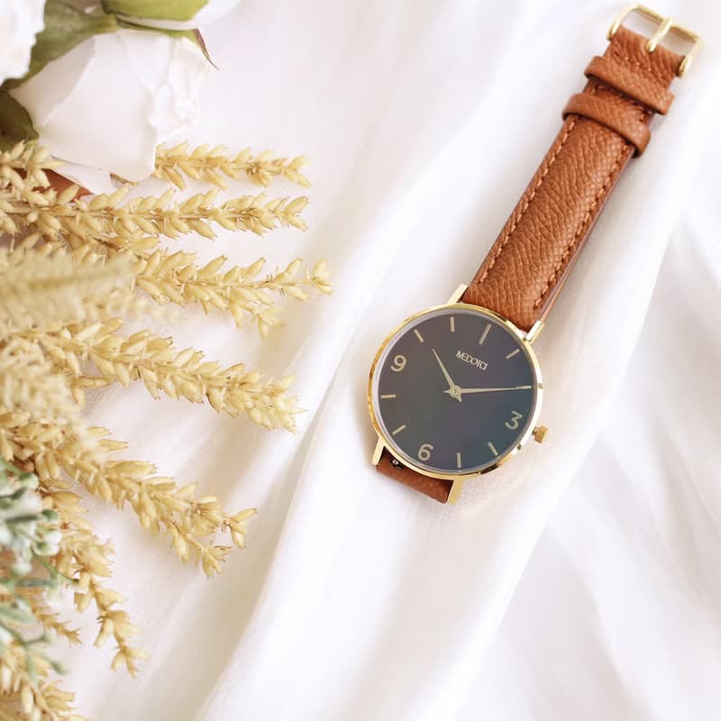 CERES系列天然珍珠母貝手錶 女錶 / 金色