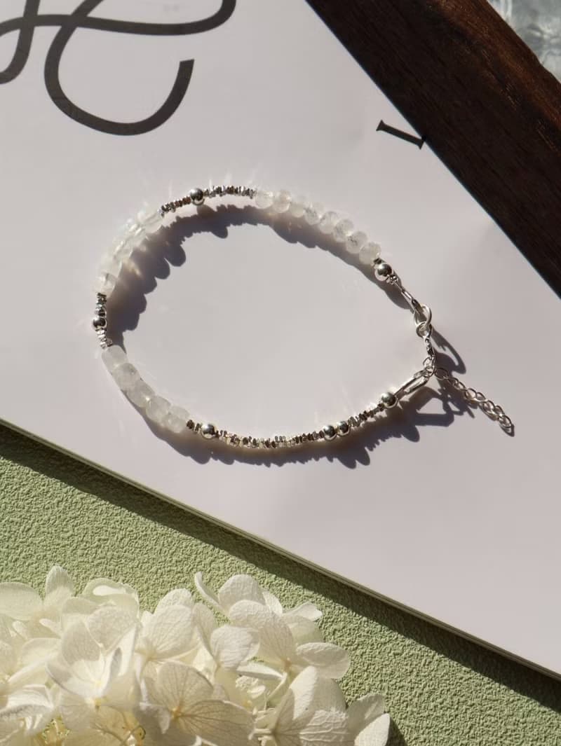 白無垢。月光石鑽切 S925純銀 時髦水晶手鍊