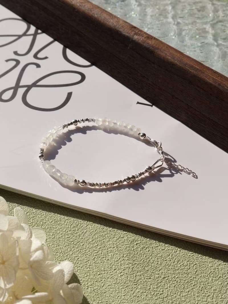 白無垢。月光石鑽切 S925純銀 時髦水晶手鍊